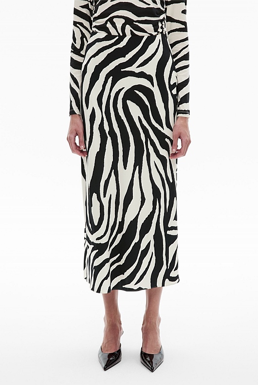 Soft Column Skirt