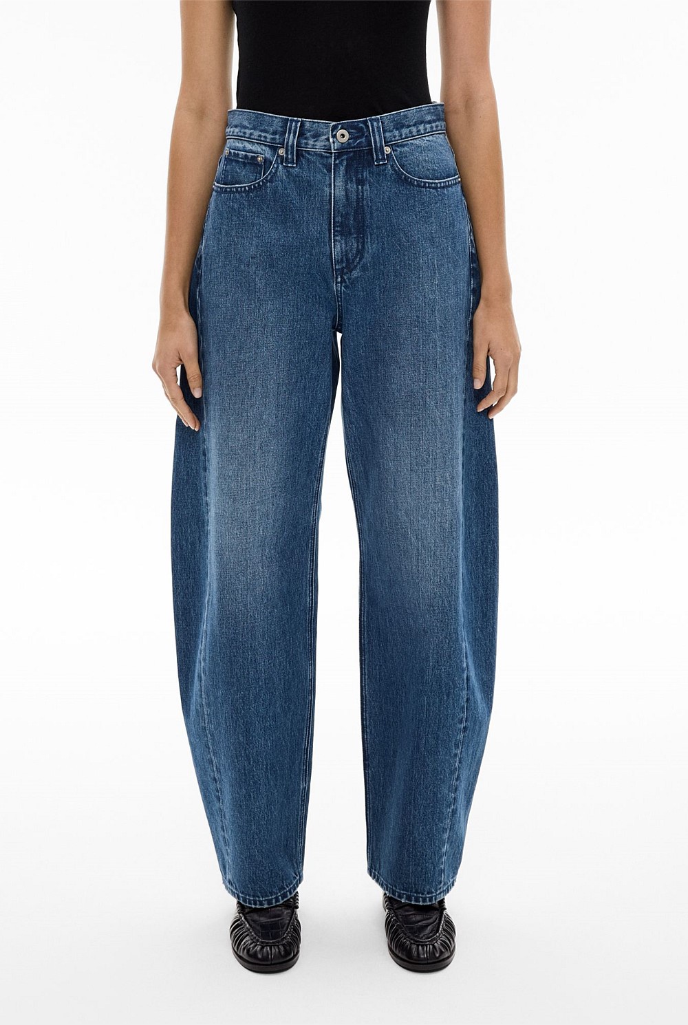 デニム・ジーパン INDIGO BARREL LEG JEANS True Indigo Barrel Leg Jeans - Women's Straight Leg Jeans