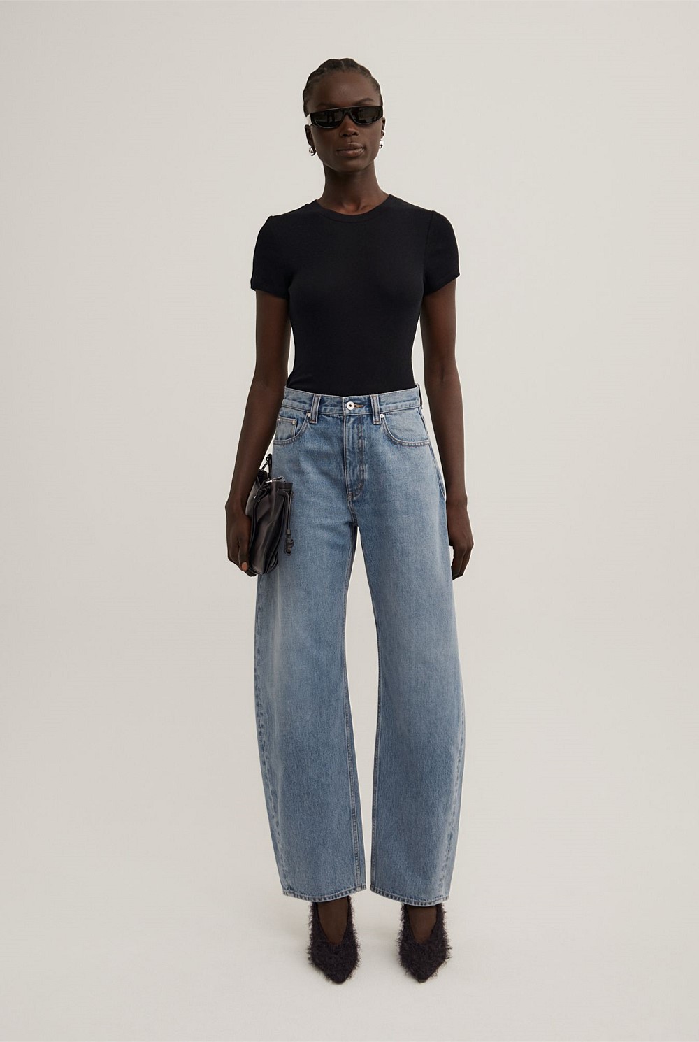 PASSIONE新品✨Curve switching drawst waist Amalfi Wash Soft Curve Jeans - Women's Relaxed Leg Jeans | Witchery
