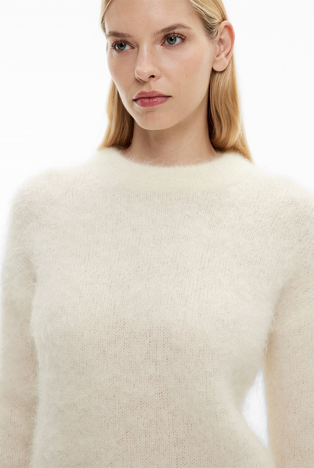 andmary Fluffy loose knit Fluffy Wool Yarn | Yonkey Monkey